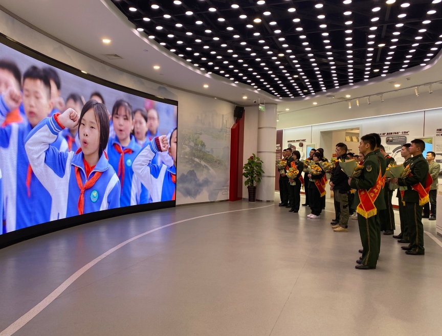 歡迎回家！ 雨山區(qū)今年首批春季退伍軍人光榮返鄉(xiāng)